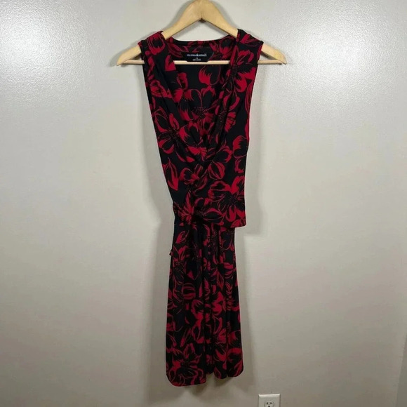 Norma Kamali Faux Wrap Dress Size Large Black Red Floral Jersey Stretch Work - Picture 2 of 12
